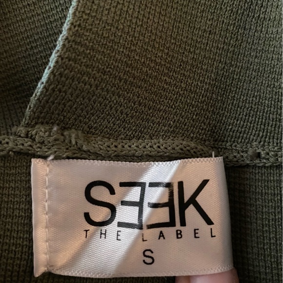 LF Seek The Label Olive Green Bandage Crop Top - Picture 3 of 4